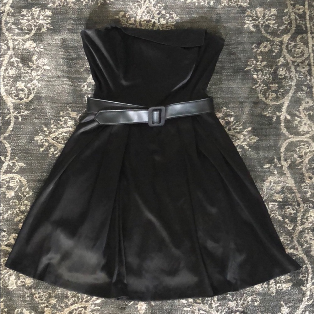 White House Black Market Strapless LBD